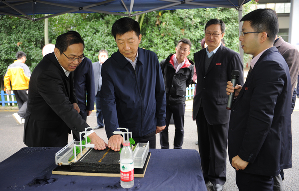 http://news.chd.edu.cn/_upload/article/images/1c/a6/15f9abb74e44b3cb94b65a77bc20/8f8d428c-6a4a-419a-8dbb-6bf440048120.jpg
