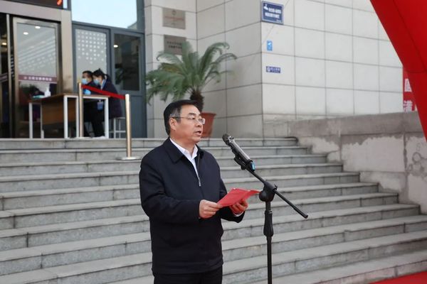 http://news.chd.edu.cn/_upload/article/images/a7/70/e1f33bb34c14965b5f420ceb35d8/d5291561-4d18-41cf-ad6e-45574174841d.jpg